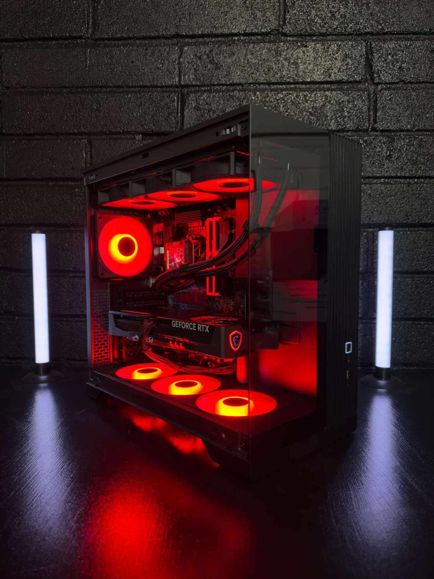 RTX 5070 Gaming PC built by BUILDT