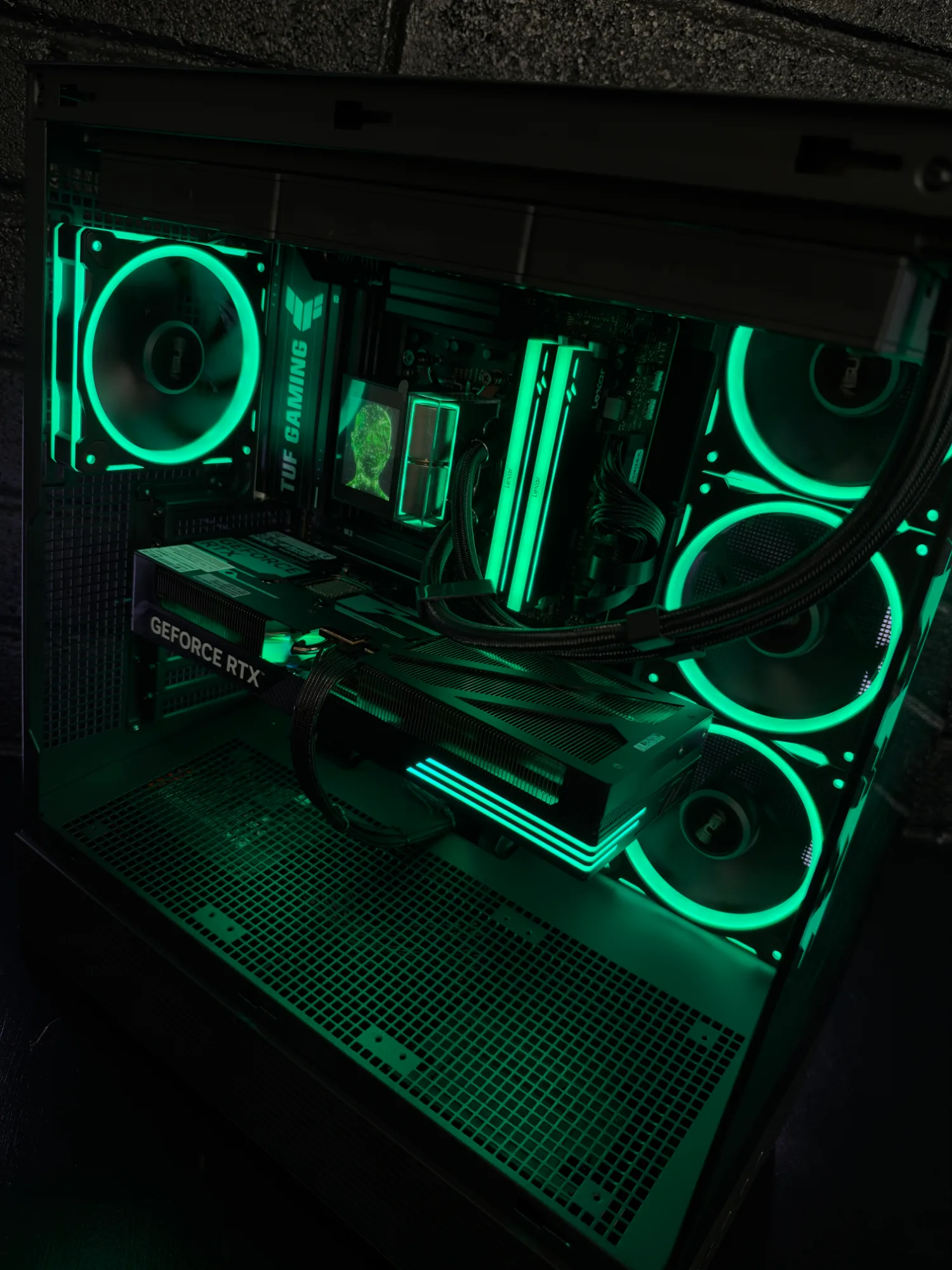 RTX 5070 Ti Gaming PC – Ryzen 7 9800X3D, photo 2