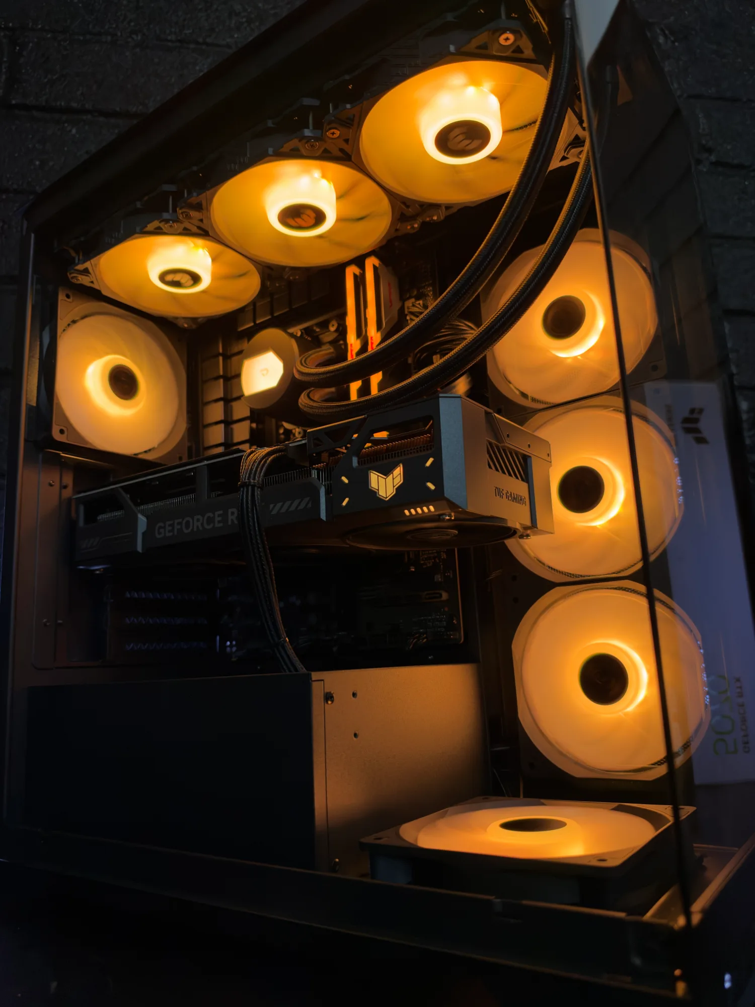 RTX 5070 Gaming PC – Ryzen 7 7800X3D, photo 3